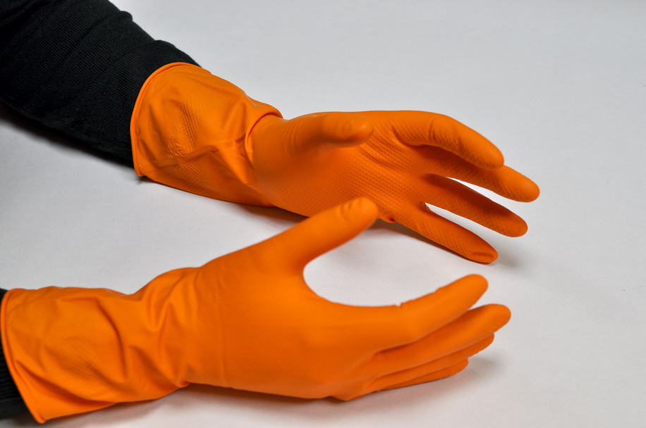 Латексные хозяйственные перчатки